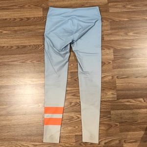 Alo yoga airbrush leggings